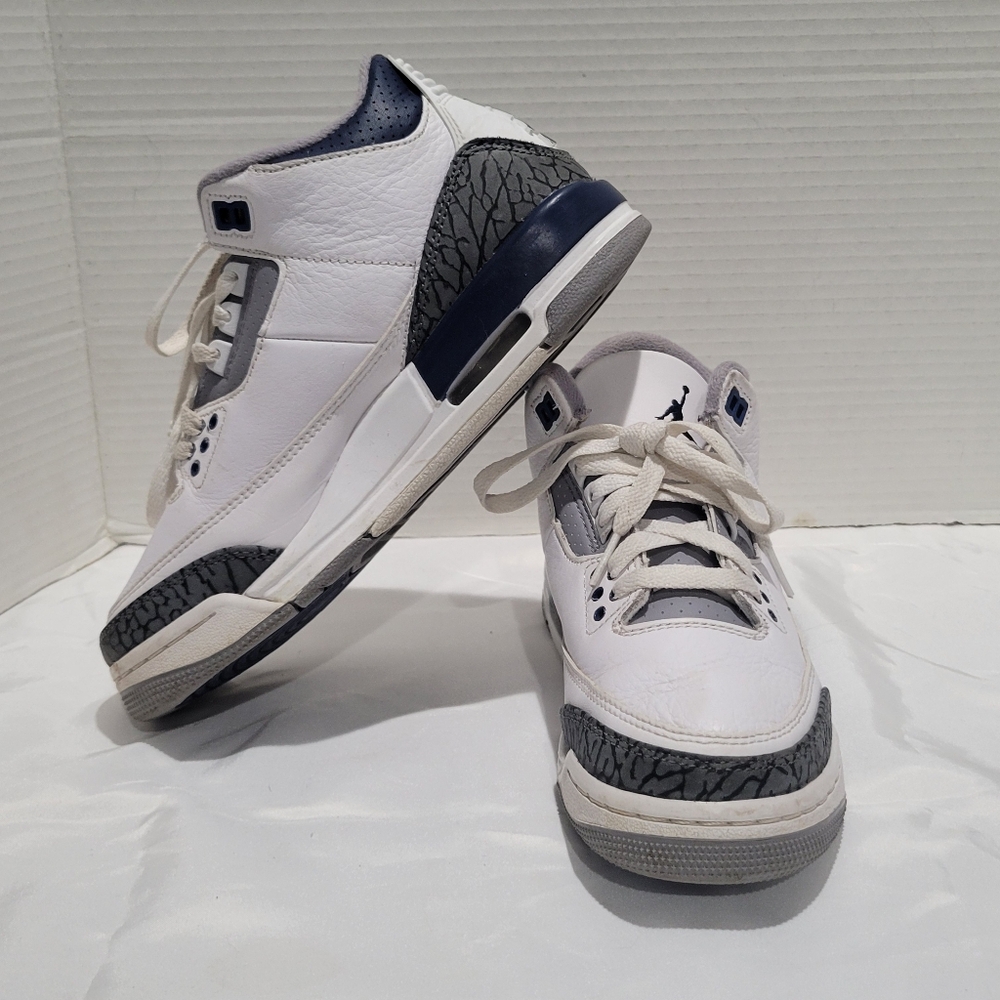 Air Jordan 3 Retro 2023 Midnight Navy 5.5 Youth Sneakers - Picture 3 of 16